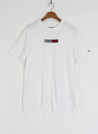 TOMMY JEANS t shirt