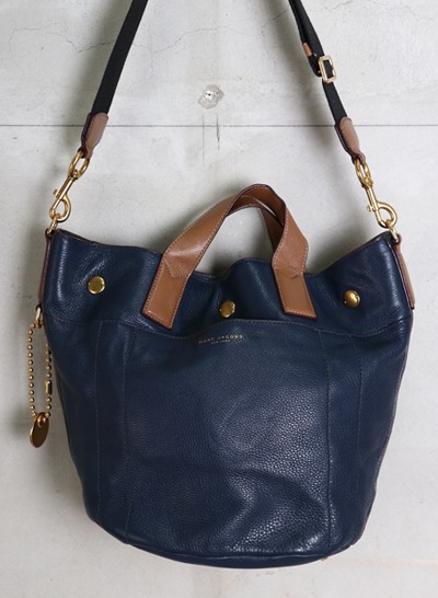 MARC JACOBS leather bag
